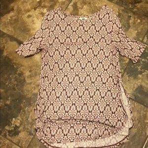 Maroon and white tunic